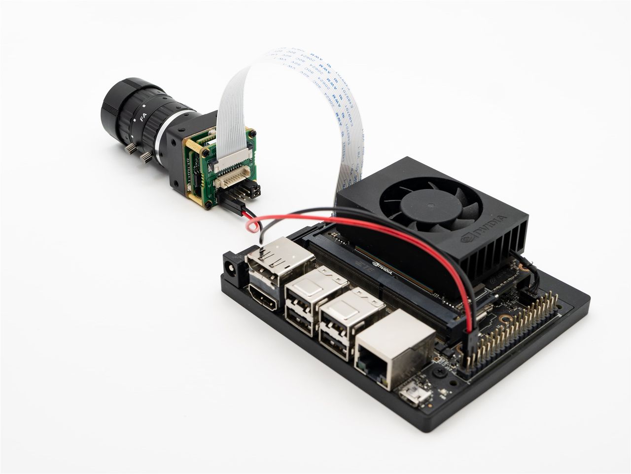 كاميرا رؤية آلية بدقة 2.4 ميجا - مراجعة Raspberry Pi Global Shutter Camera Imx296 وسعره